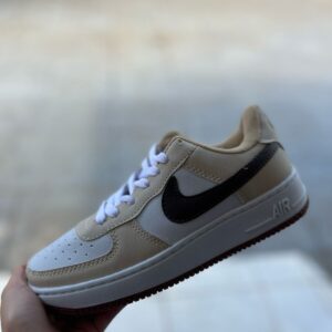 TÊNIS NIKE AIR FORCE MARROM
