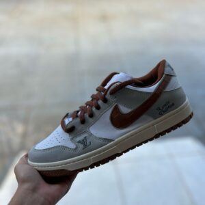NIKE DUNK BROWN LOUIS VUITTON