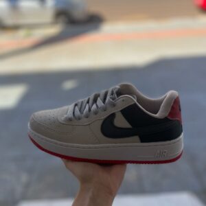 TÊNIS NIKE AIR FORCE 1'07