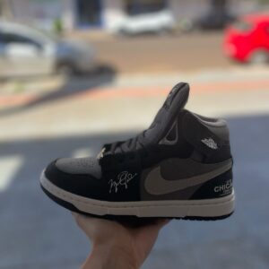 TÊNIS NIKE JORDAN