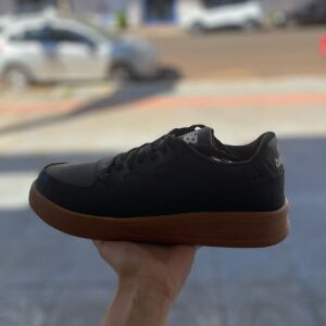 TÊNIS NEW BALANCE BLACKBROWN