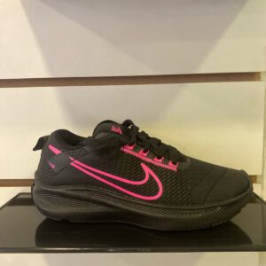 TÊNIS NIKE ZOOM PRETO E ROSA