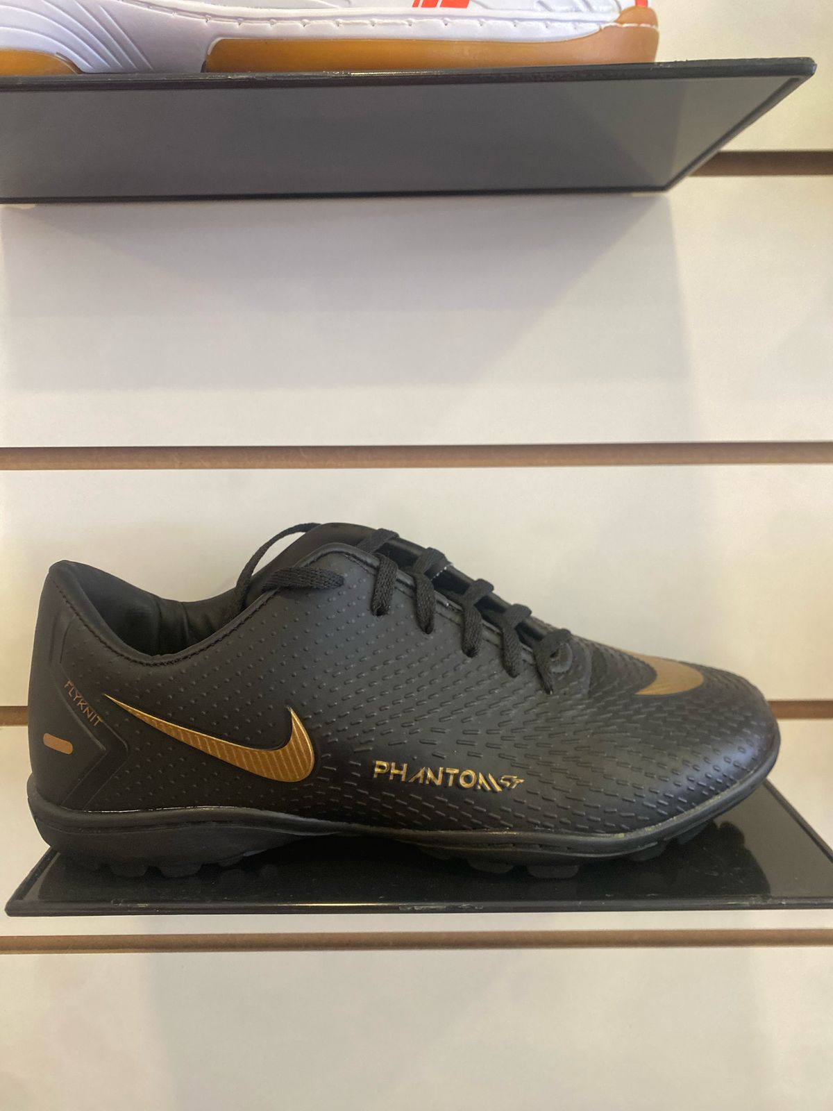CHUTEIRA NIKE PHANTON